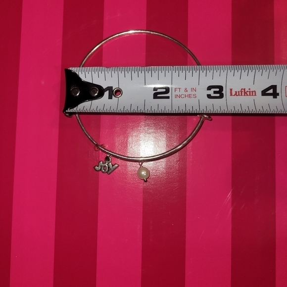 Joy and faux pearl charm bangle bracelet - Picture 4 of 4